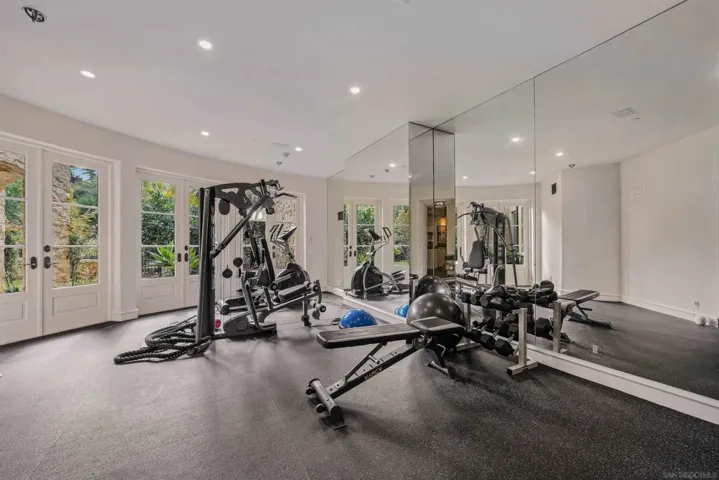 6115 Mimulus, Rancho Santa Fe, California 92067