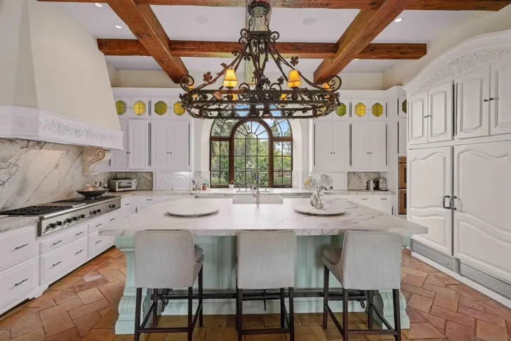 6115 Mimulus, Rancho Santa Fe, California 92067