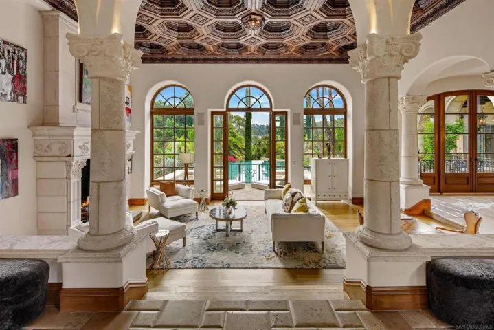 6115 Mimulus, Rancho Santa Fe, California 92067