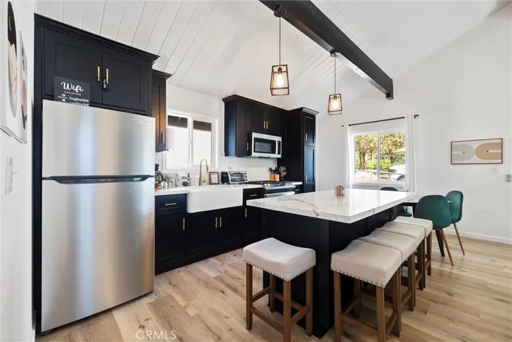 1530 Malabar Way, Big Bear, California 92314