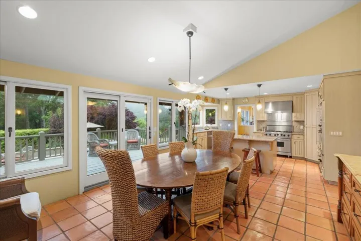 25896 Adams Road, Los Gatos, California 95033
