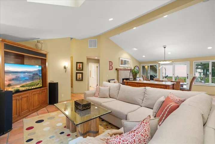 25896 Adams Road, Los Gatos, California 95033