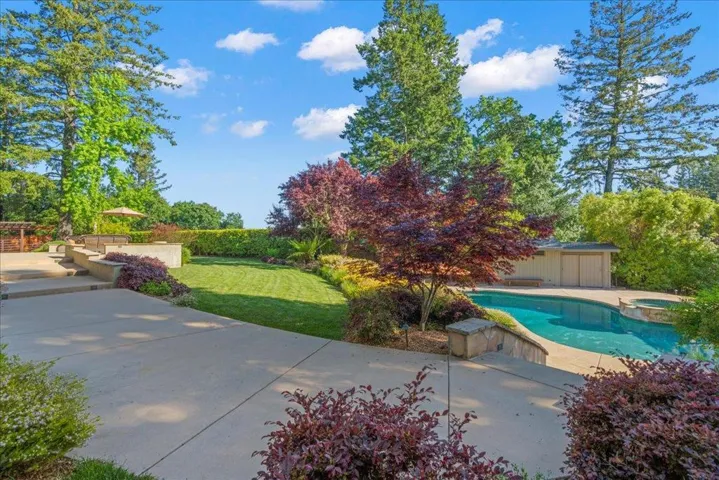 25896 Adams Road, Los Gatos, California 95033
