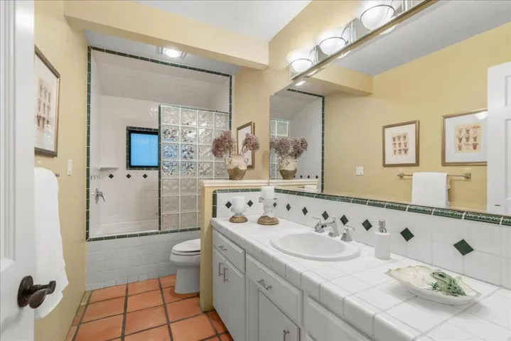 25896 Adams Road, Los Gatos, California 95033