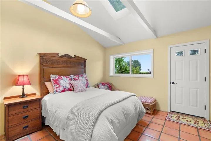 25896 Adams Road, Los Gatos, California 95033