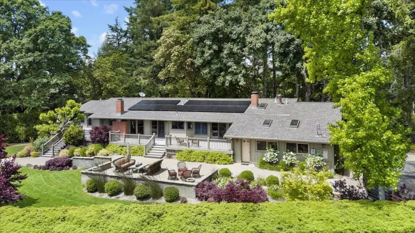 25896 Adams Road, Los Gatos, California 95033