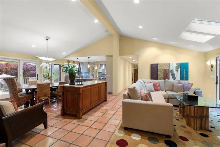 25896 Adams Road, Los Gatos, California 95033