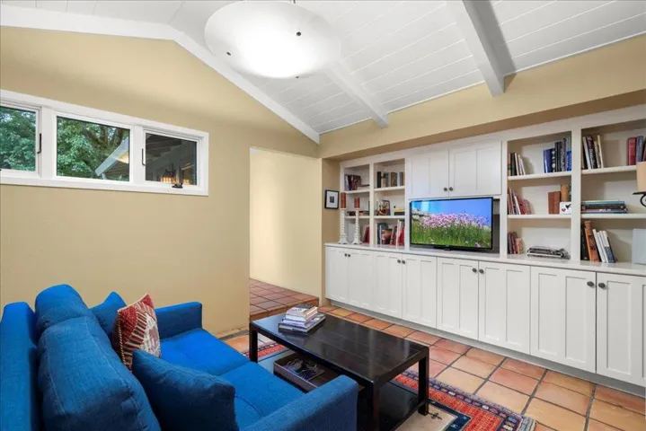 25896 Adams Road, Los Gatos, California 95033