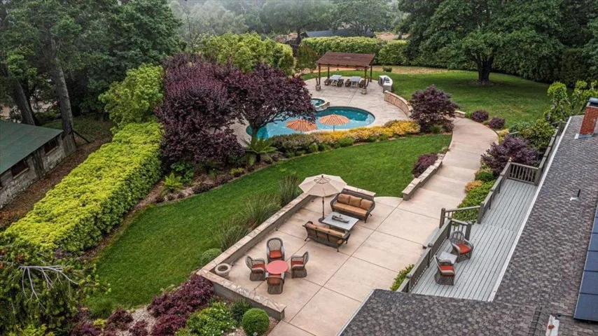 25896 Adams Road, Los Gatos, California 95033
