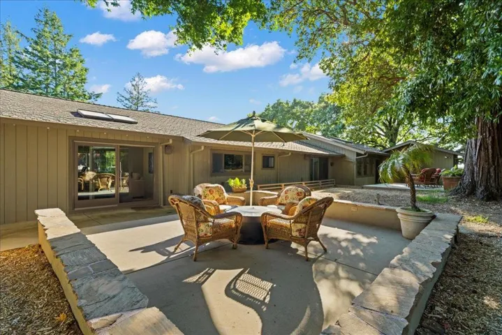 25896 Adams Road, Los Gatos, California 95033