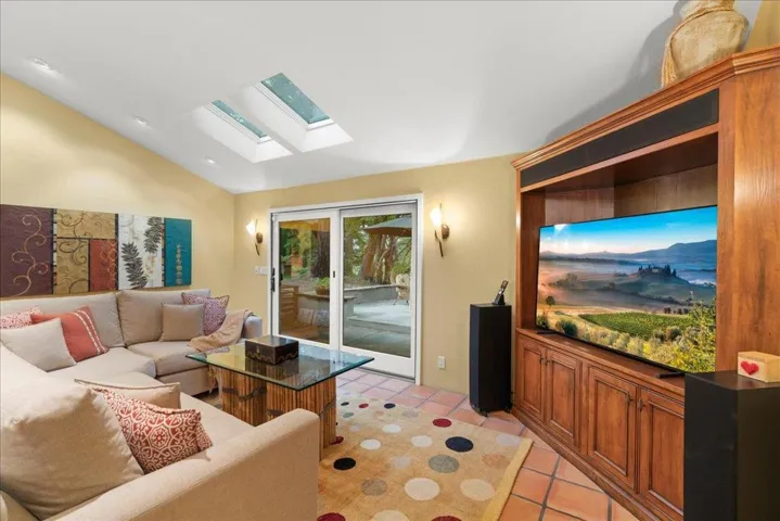 25896 Adams Road, Los Gatos, California 95033