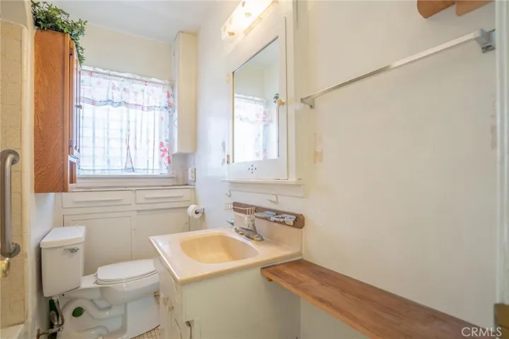 2206 Duvall Street, Los Angeles, California 90031