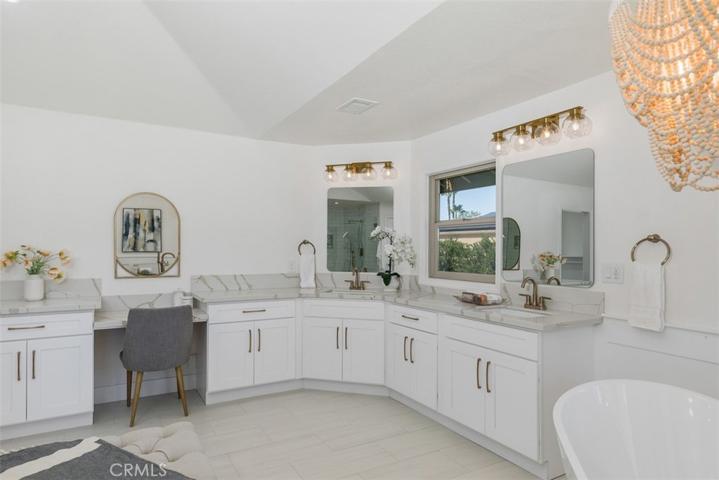38220 Bear Canyon Drive, Murrieta, California 92562