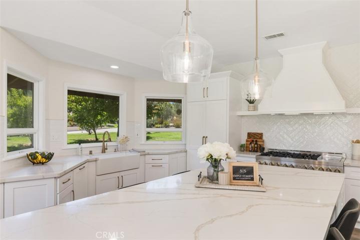 38220 Bear Canyon Drive, Murrieta, California 92562