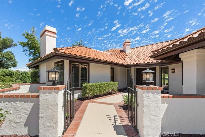 38220 Bear Canyon Drive, Murrieta, California 92562