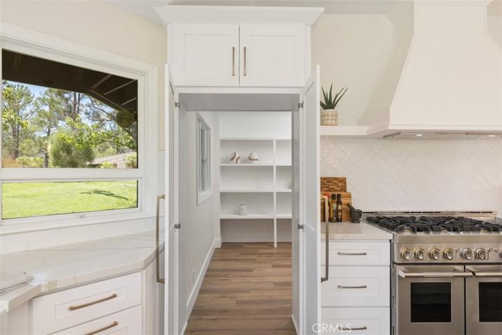 38220 Bear Canyon Drive, Murrieta, California 92562