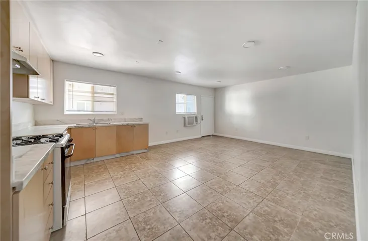 6735 Elmer Avenue Unit 9, North Hollywood, California 91606