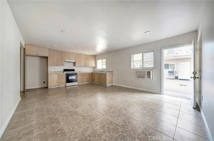 6735 Elmer Avenue Unit 9, North Hollywood, California 91606