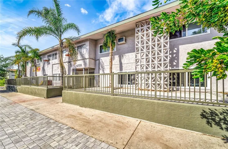 6735 Elmer Avenue Unit 9, North Hollywood, California 91606