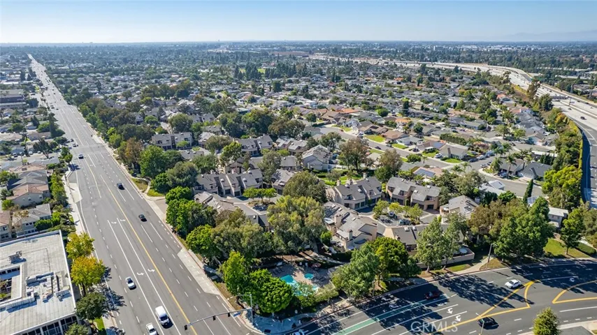 beautiful neighborhood in Costa Mesa