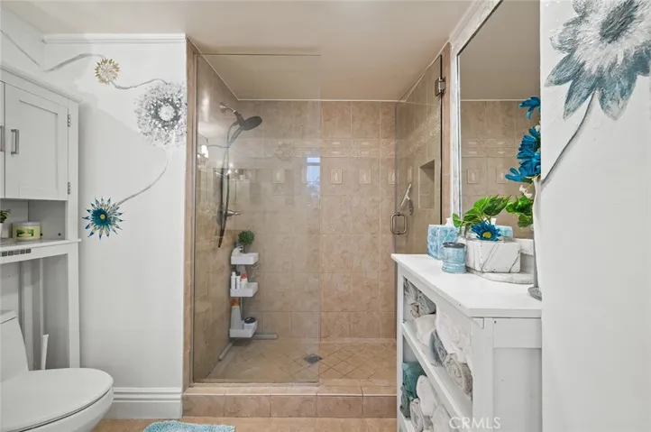 upstairs bathroom