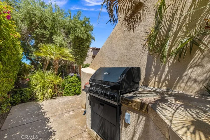 81757 Contento, La Quinta, California 92253