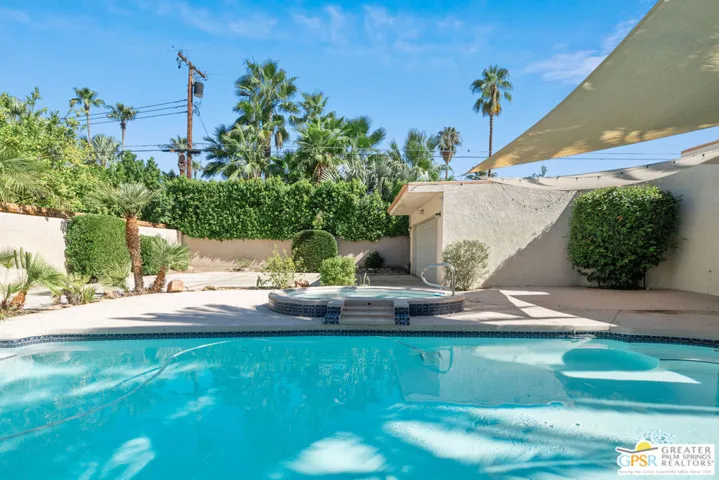252 E Ocotillo Avenue, Palm Springs, California 92264
