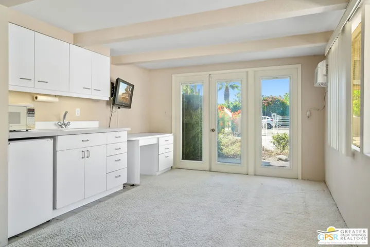 252 E Ocotillo Avenue, Palm Springs, California 92264