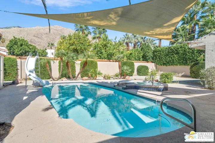 252 E Ocotillo Avenue, Palm Springs, California 92264