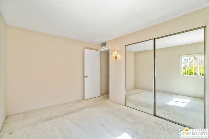 252 E Ocotillo Avenue, Palm Springs, California 92264