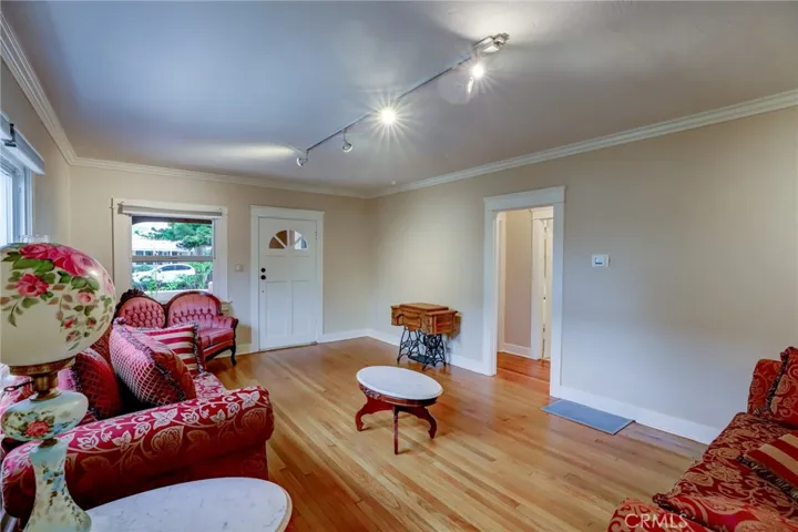 340 S Parker Street, Orange, California 92868