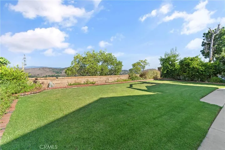 24836 Tabuenca, Mission Viejo, California 92692