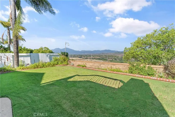 24836 Tabuenca, Mission Viejo, California 92692