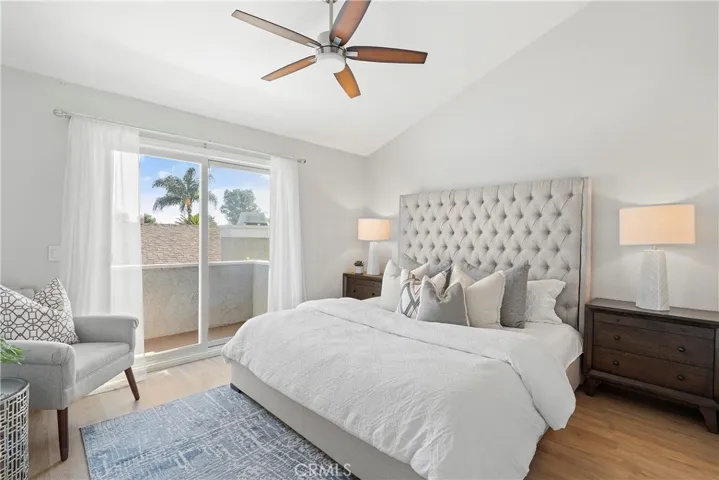 24836 Tabuenca, Mission Viejo, California 92692