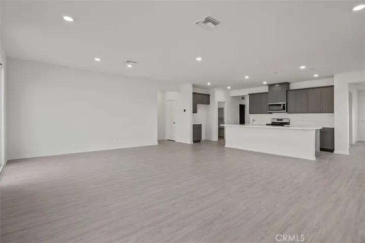 19632 Season Grove, Riverside, California 92507