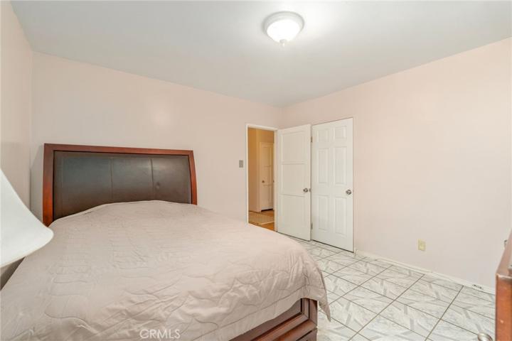 2nd bedroom- Also was used as a second living space/ den / Office area