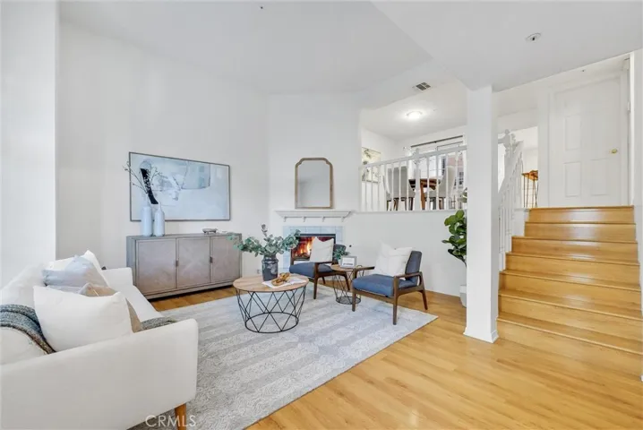 801 W Foothill Boulevard Unit F, Monrovia, California 91016