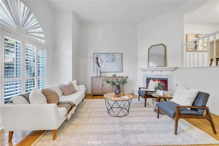 801 W Foothill Boulevard Unit F, Monrovia, California 91016
