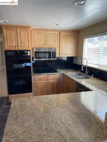 142 Encinal Pl, Pittsburg, California 94565