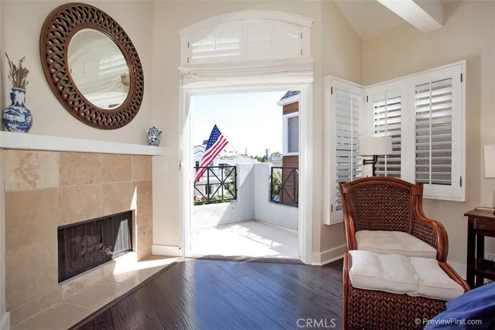 441 Carnation Avenue, Corona del Mar, California 92625