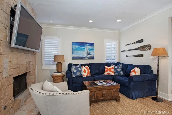 441 Carnation Avenue, Corona del Mar, California 92625