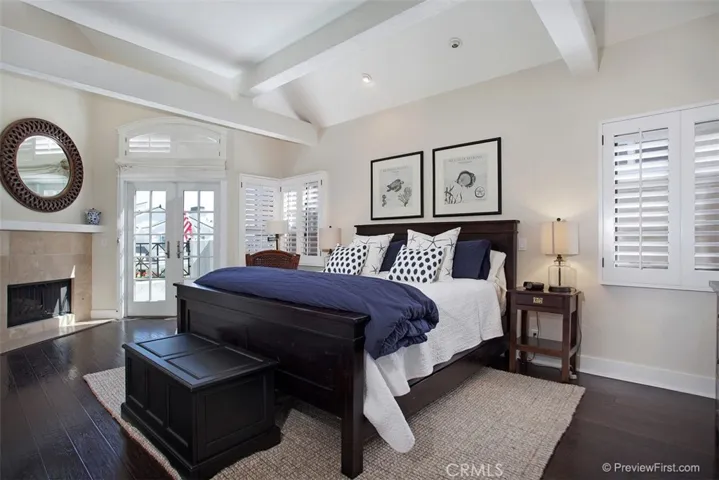 441 Carnation Avenue, Corona del Mar, California 92625