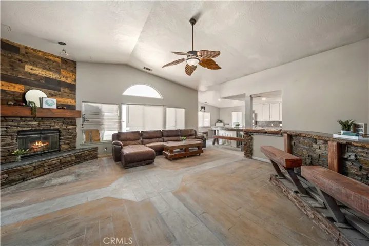 13812 Windward Lane, Helendale, California 92342