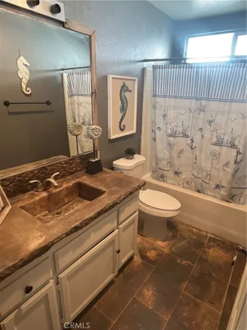 13812 Windward Lane, Helendale, California 92342