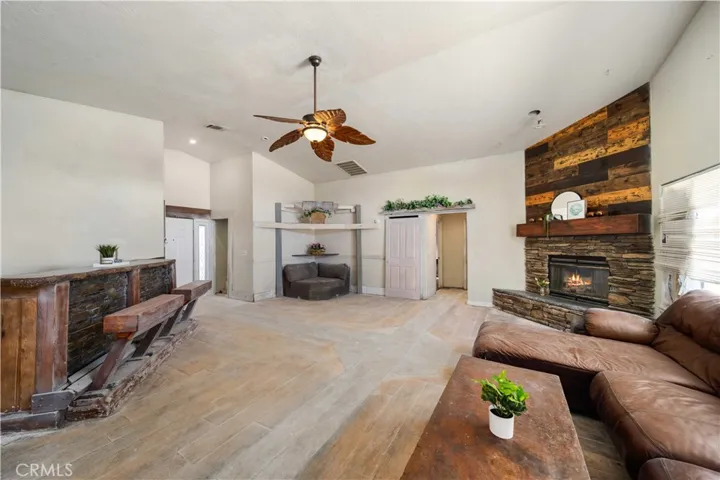 13812 Windward Lane, Helendale, California 92342