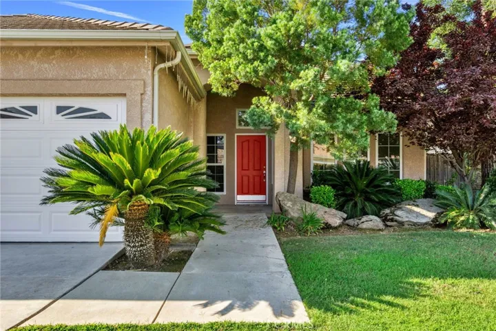 2143 E Turnberry E Avenue, Fresno, California 93730