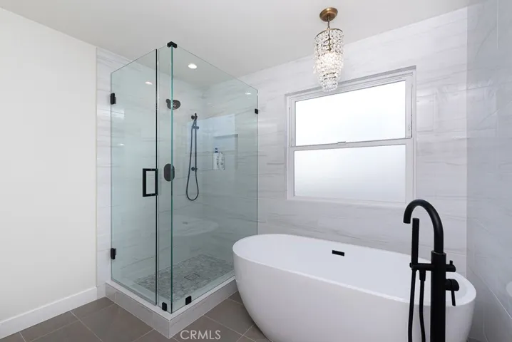 947 Balboa W Boulevard, Newport Beach, California 92661
