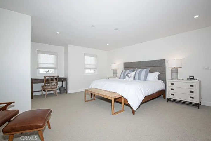 947 Balboa W Boulevard, Newport Beach, California 92661