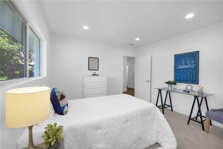 5400 E La Pasada Street, Long Beach, California 90815