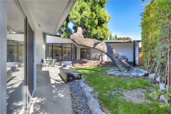 5400 E La Pasada Street, Long Beach, California 90815